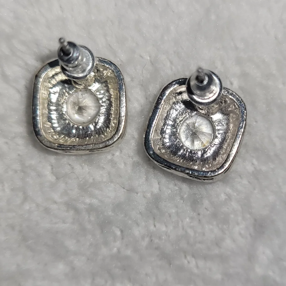 Cubic zirconia earrings - Picture 3 of 4